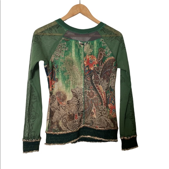 🛍 Beautiful and unique mesh and whool sweater size S. - Picture 2 of 5